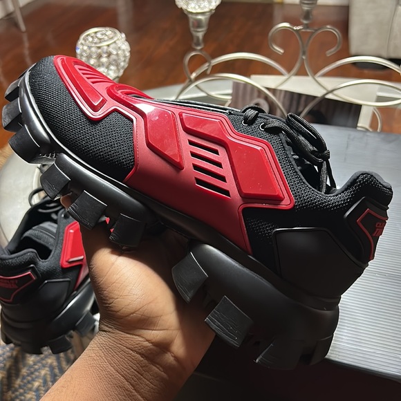 Prada cloudburst ( black and red ) - Picture 8 of 10